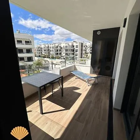 Beautiful Close To Villamartin Golf Apartment Alicante